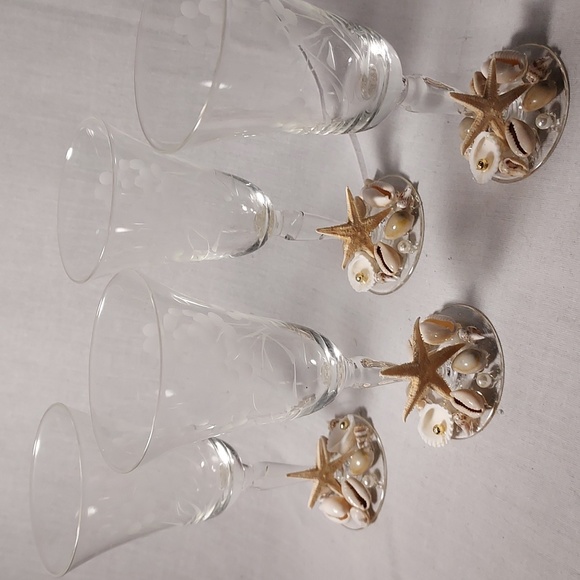 Handmade Shell Art Cognac Glasses Set of 4 Etched Glasses - Picture 8 of 9